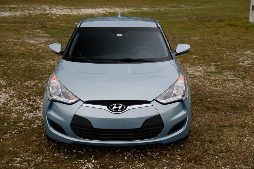 2016 Hyundai Veloster - Image 19 of 21