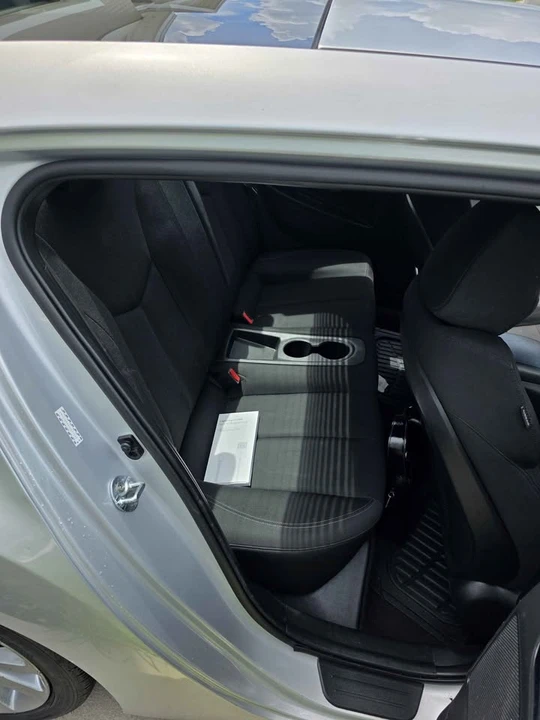 2016 Hyundai Veloster - Image 5 of 6