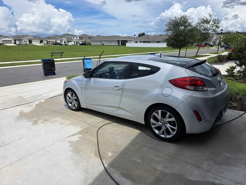 2016 Hyundai Veloster - Image 3 of 6