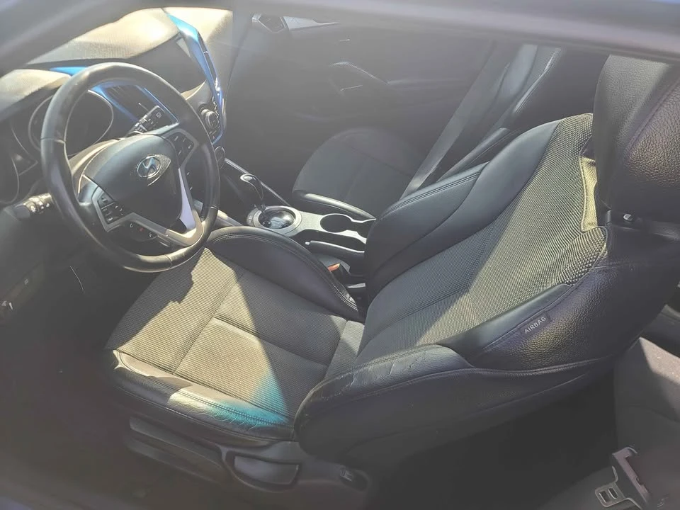 2016 Hyundai Veloster - Image 3 of 4