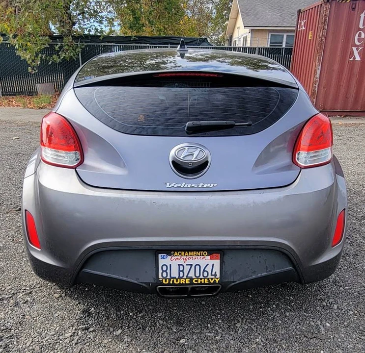 2016 Hyundai Veloster - Image 4 of 13
