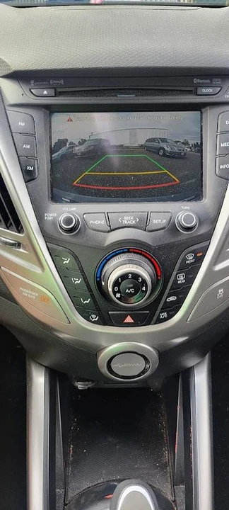 2016 Hyundai Veloster - Image 9 of 13