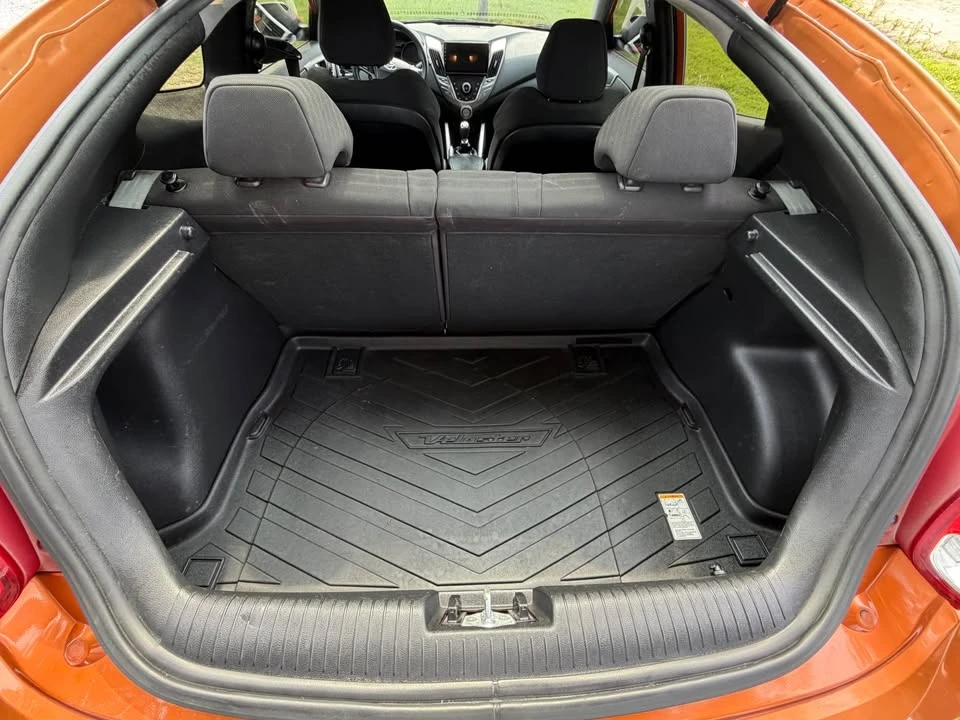 2016 Hyundai Veloster - Image 11 of 11