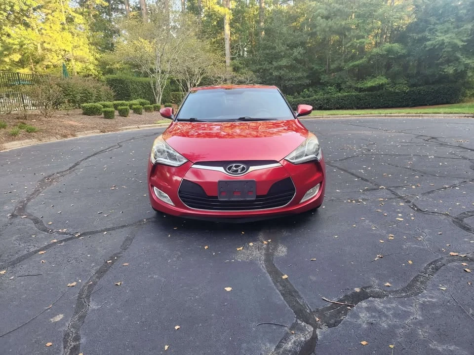 2016 Hyundai Veloster - Image 2 of 14