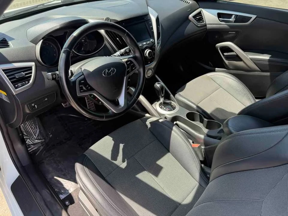 2016 Hyundai Veloster - Image 14 of 20