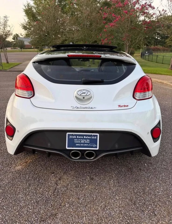 2016 Hyundai Veloster - Image 7 of 12