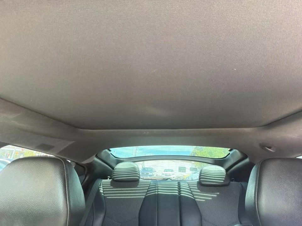 2016 Hyundai Veloster - Image 19 of 20