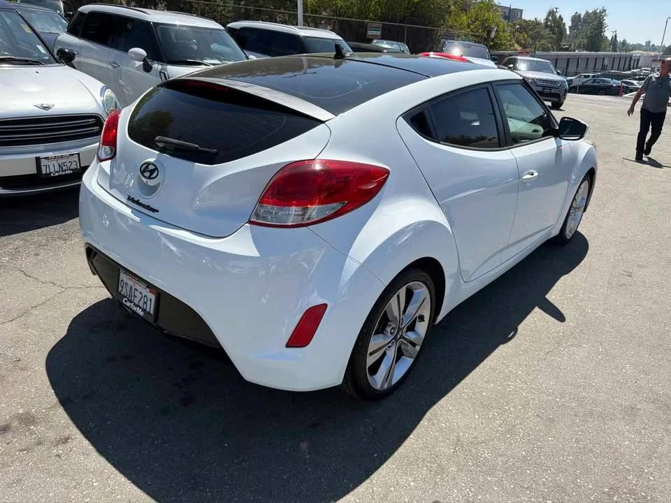 2016 Hyundai Veloster - Image 6 of 20