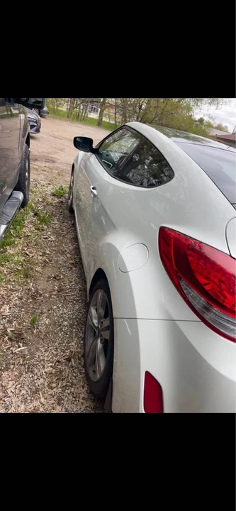 2016 Hyundai Veloster - Image 7 of 9