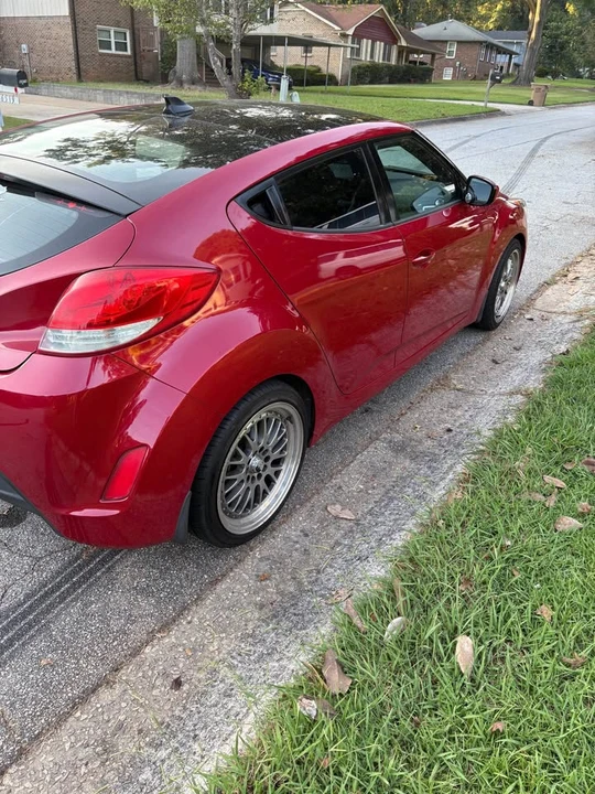 2016 Hyundai Veloster - Image 4 of 8