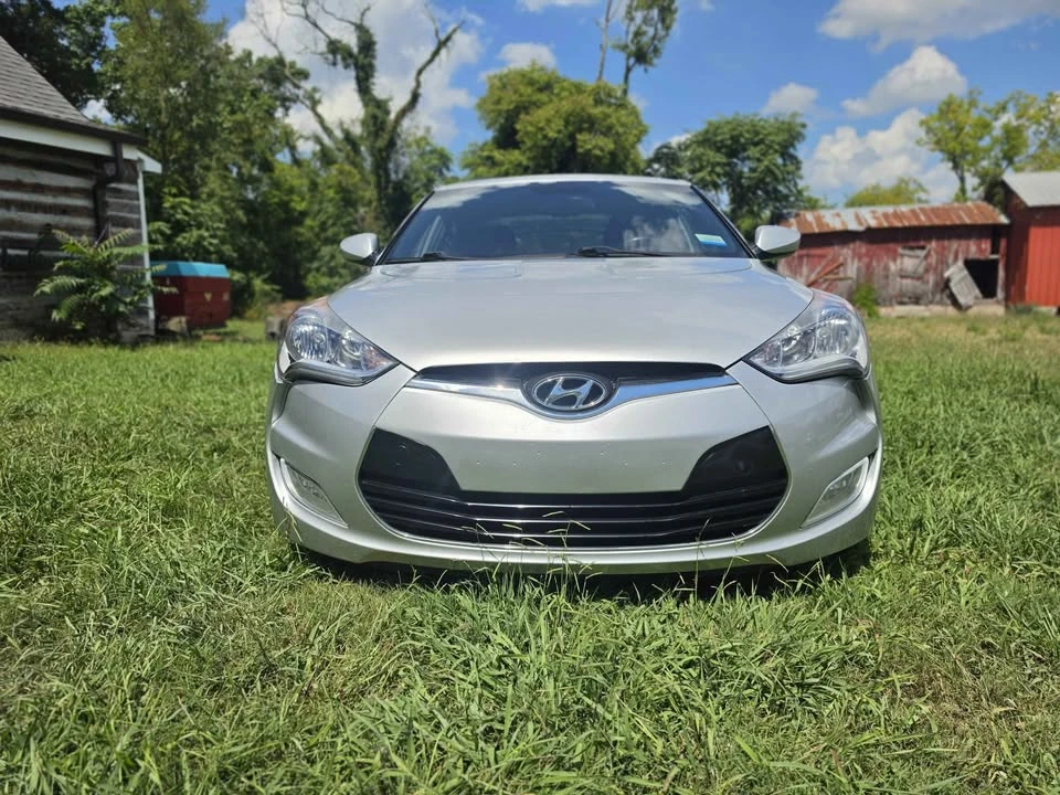 2016 Hyundai Veloster - Image 3 of 10
