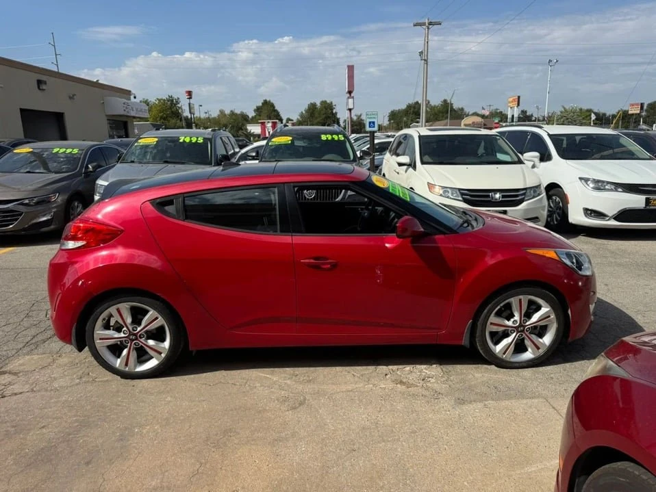 2016 Hyundai Veloster - Image 5 of 20