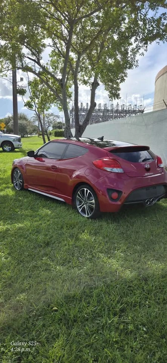 2016 Hyundai Veloster - Image 12 of 15