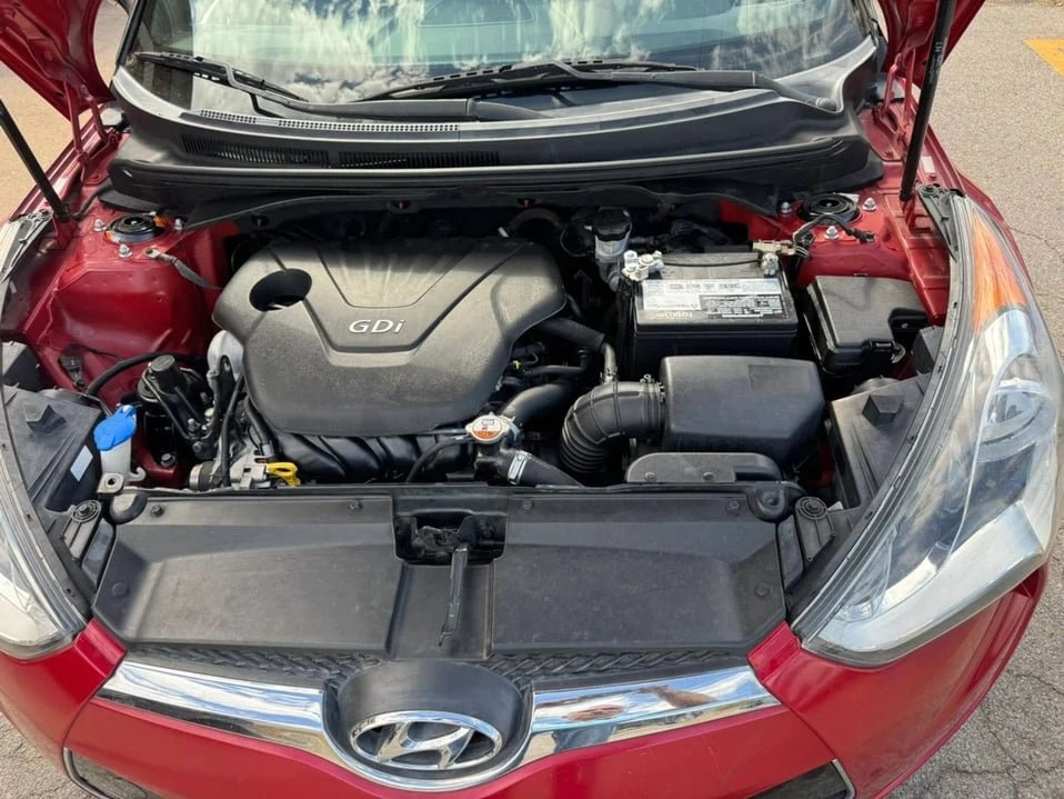 2016 Hyundai Veloster - Image 19 of 20