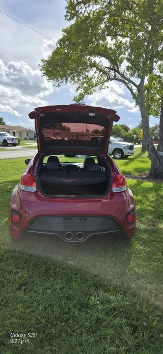 2016 Hyundai Veloster - Image 13 of 15