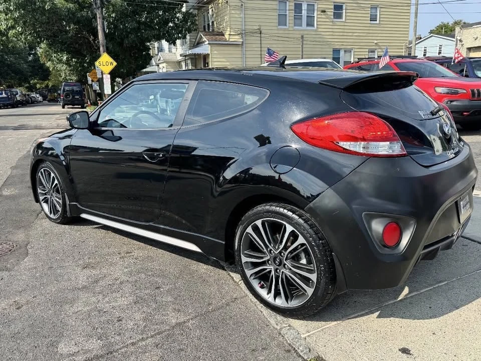 2016 Hyundai Veloster - Image 7 of 20
