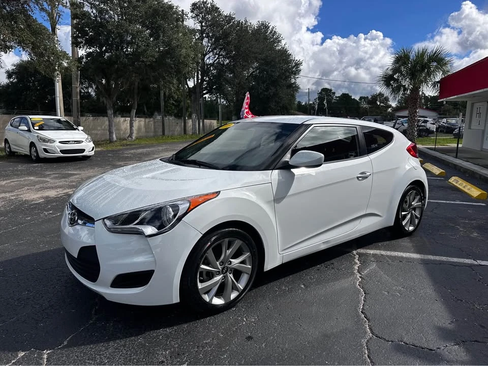 2016 Hyundai Veloster - Image 3 of 7