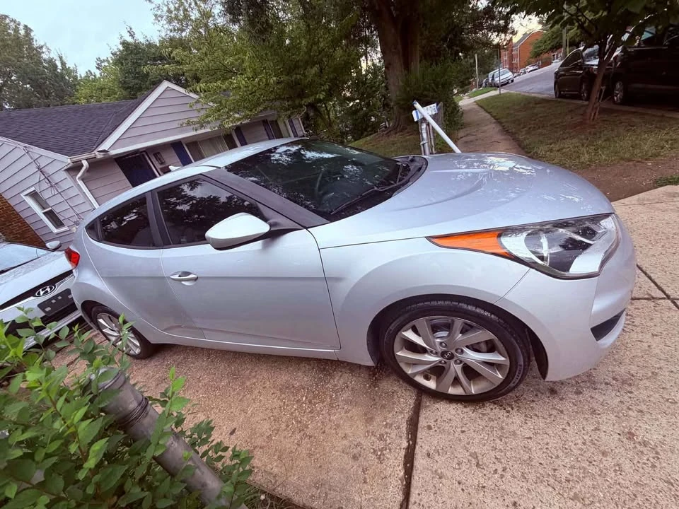 2016 Hyundai Veloster - Image 4 of 20