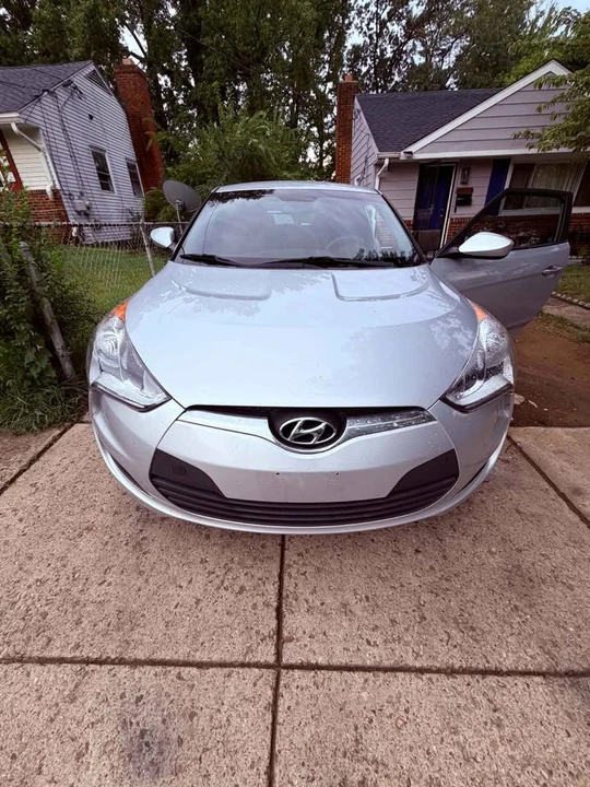 2016 Hyundai Veloster - Image 3 of 20