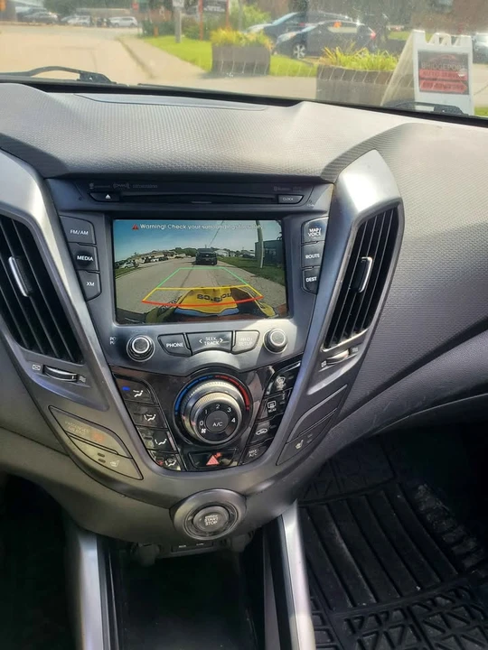2016 Hyundai Veloster - Image 13 of 15