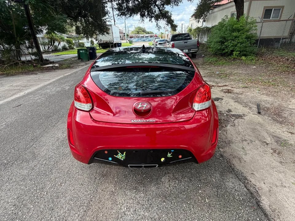 2016 Hyundai Veloster - Image 5 of 12