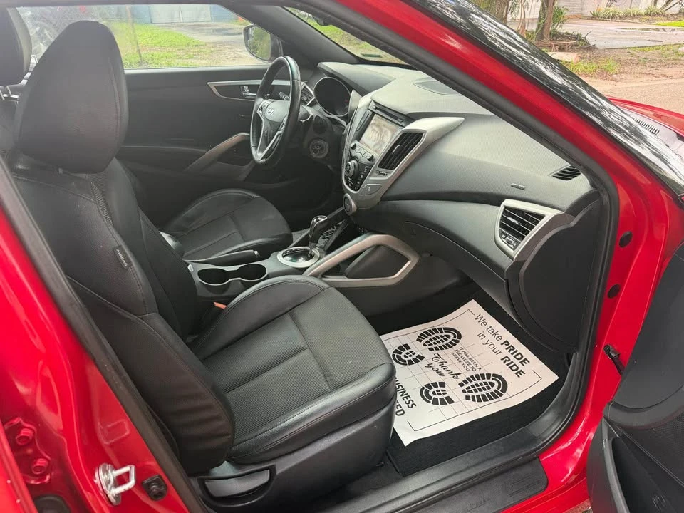 2016 Hyundai Veloster - Image 6 of 12