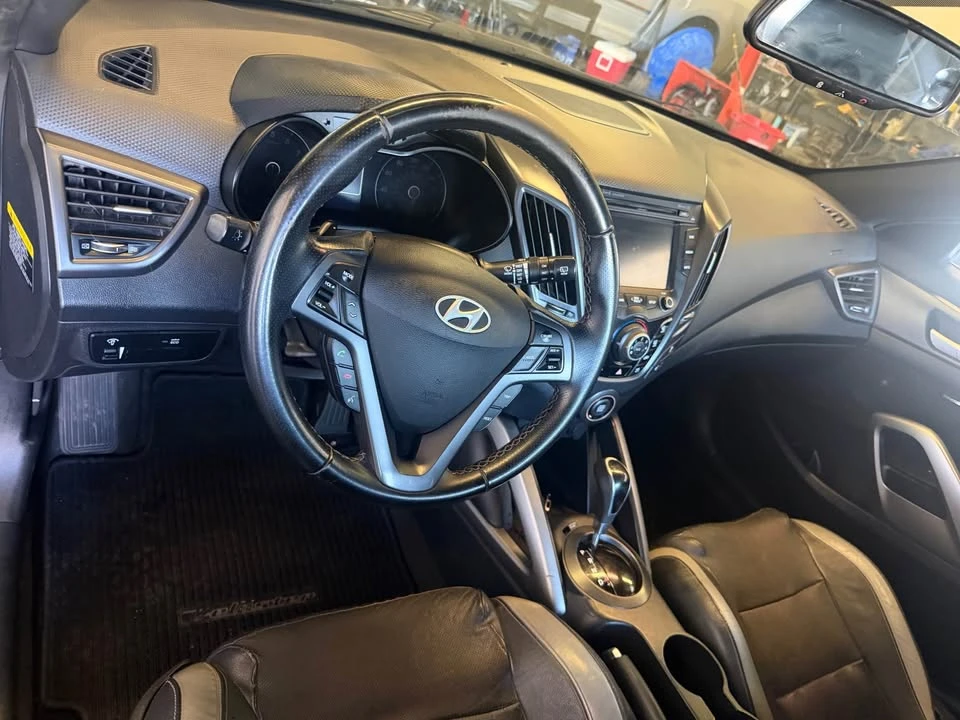 2016 Hyundai Veloster - Image 5 of 5