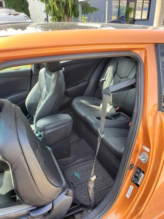 2016 Hyundai Veloster - Image 12 of 15