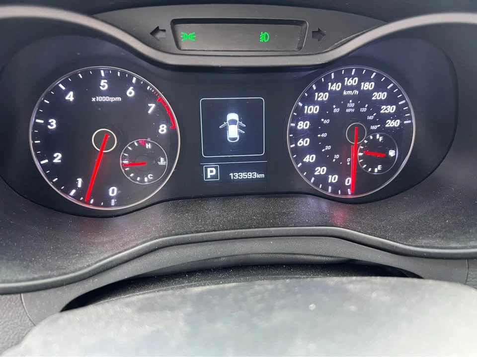 2016 Hyundai Veloster - Image 15 of 17