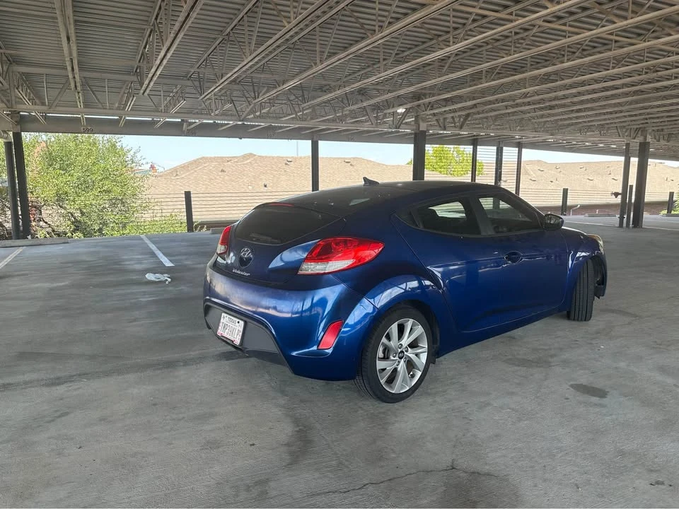 2016 Hyundai Veloster - Image 9 of 9