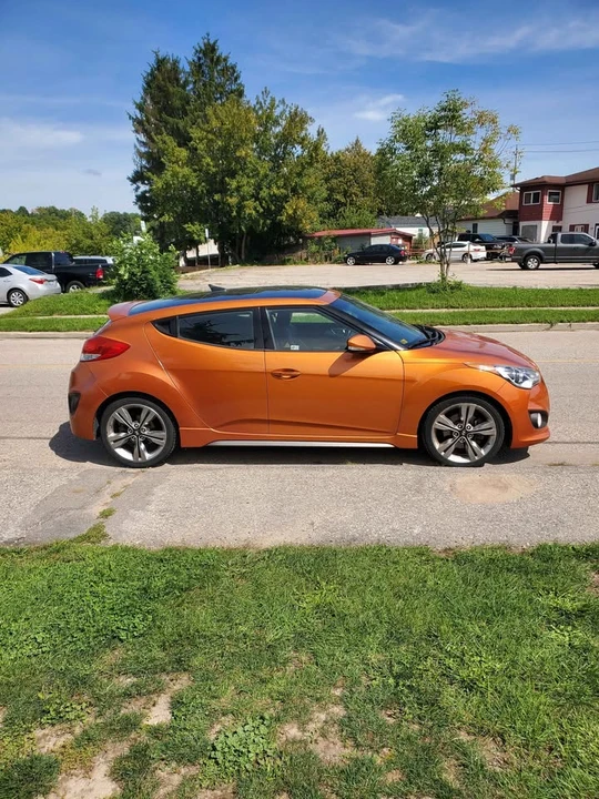 2016 Hyundai Veloster - Image 9 of 15
