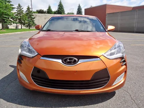 2016 Hyundai Veloster SE