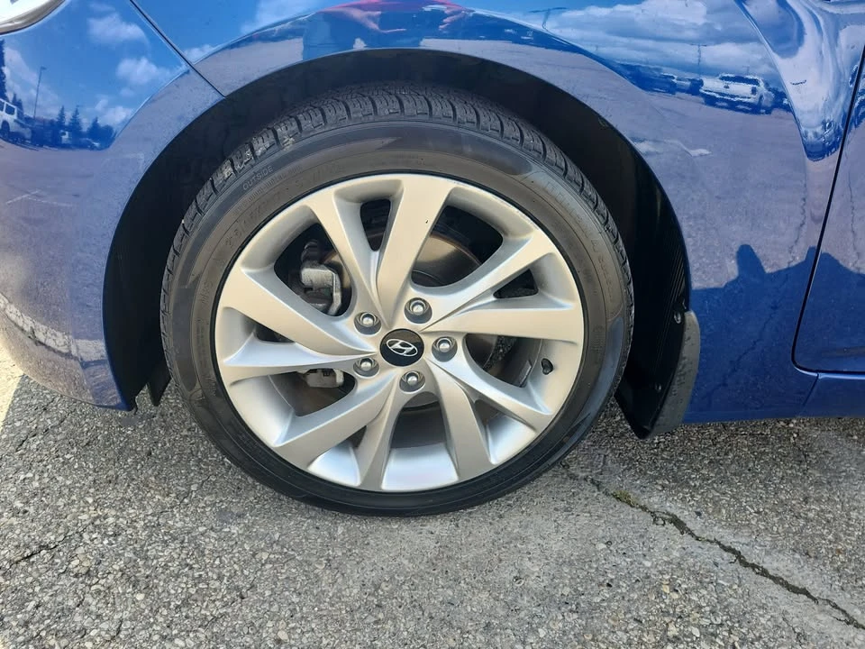 2016 Hyundai Veloster - Image 4 of 19