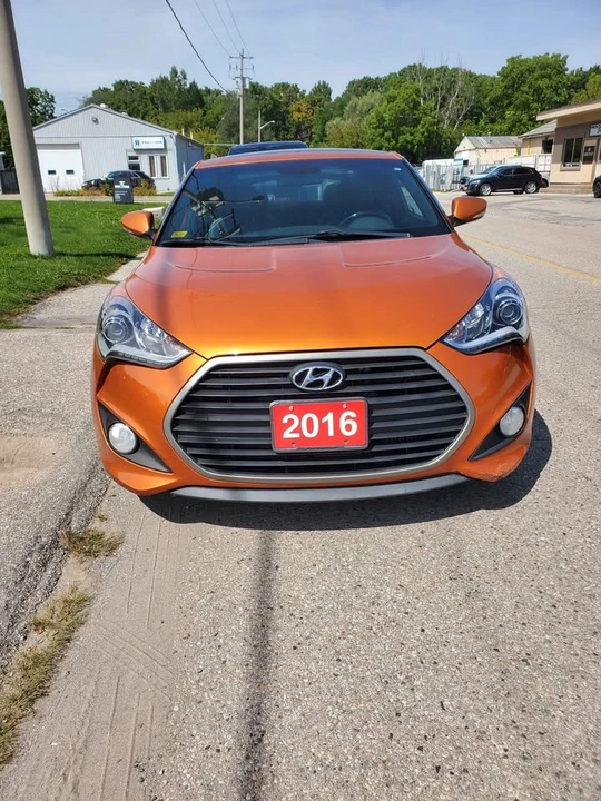 2016 Hyundai Veloster - Image 8 of 15