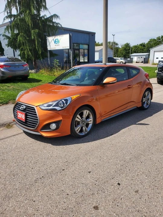 2016 Hyundai Veloster - Image 2 of 15