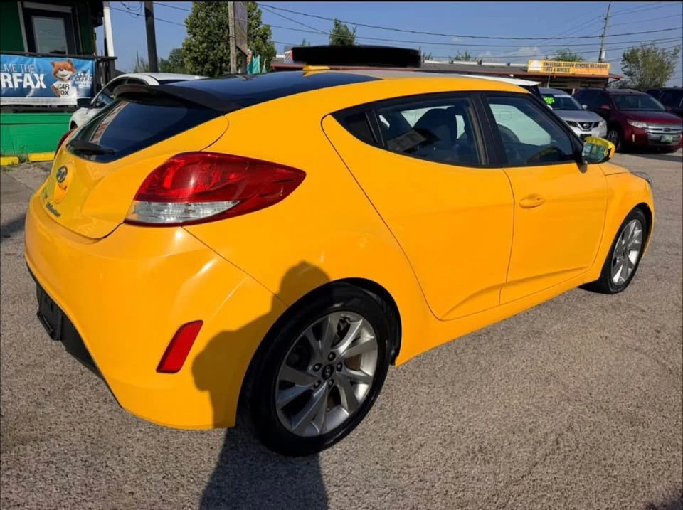 2016 Hyundai Veloster - Image 3 of 7