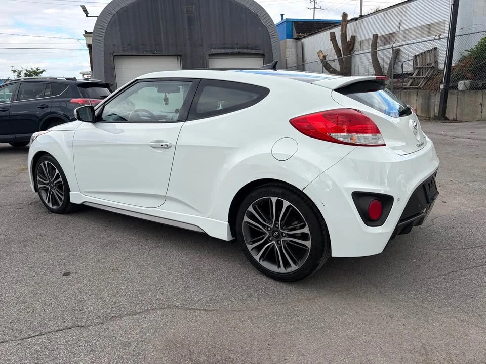 2016 Hyundai Veloster - Image 6 of 11