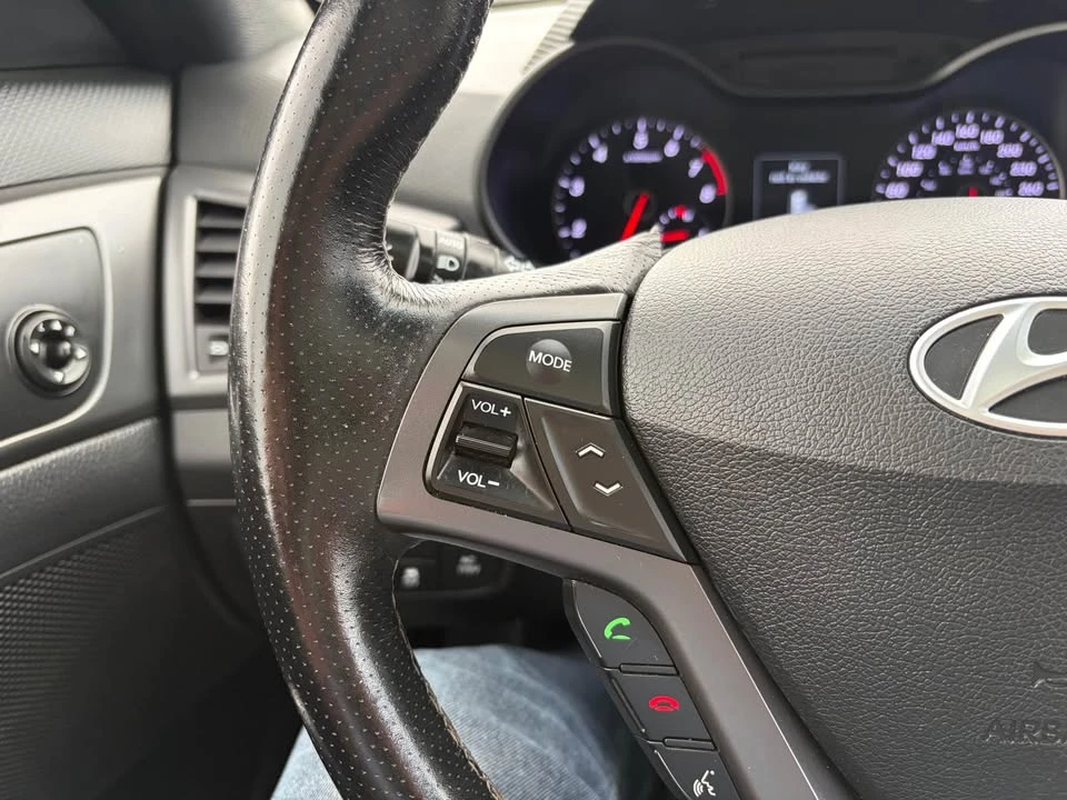 2016 Hyundai Veloster - Image 11 of 11