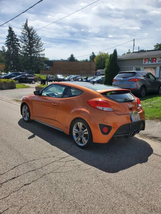 2016 Hyundai Veloster - Image 5 of 15