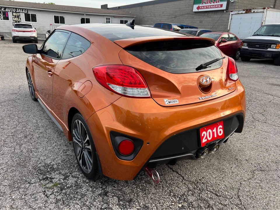 2016 Hyundai Veloster - Image 3 of 17