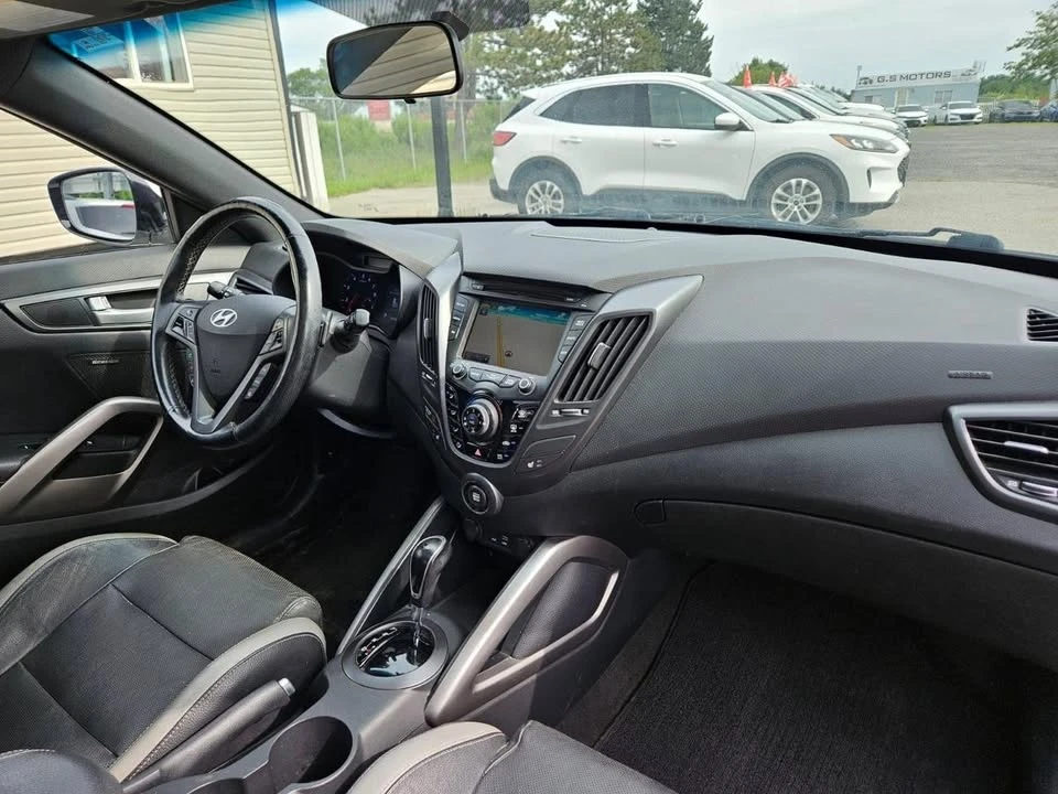 2016 Hyundai Veloster - Image 12 of 20