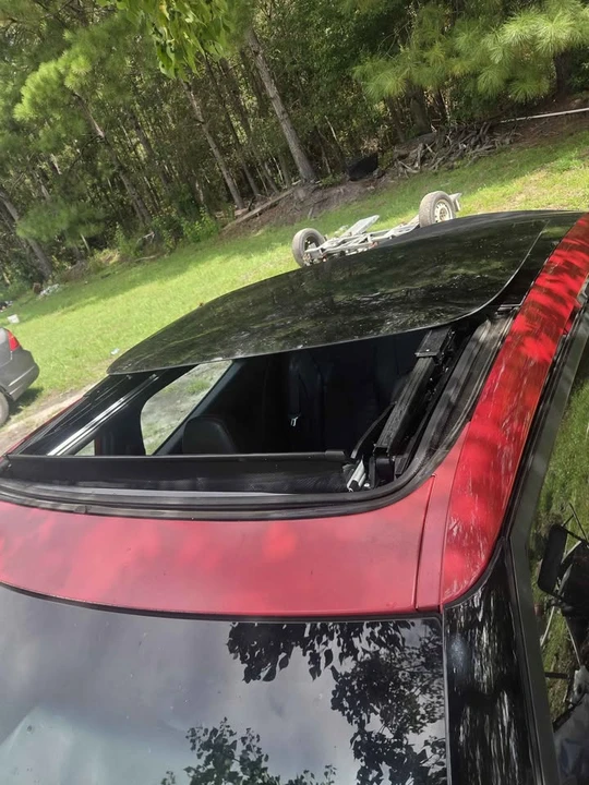 2016 Hyundai Veloster - Image 9 of 11
