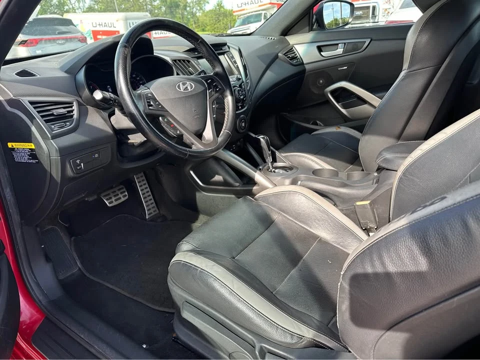 2016 Hyundai Veloster - Image 9 of 14