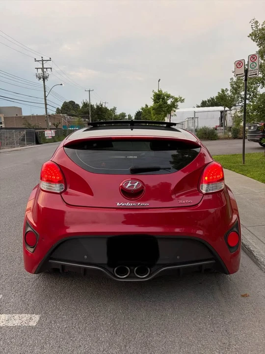 2016 Hyundai Veloster - Image 4 of 10