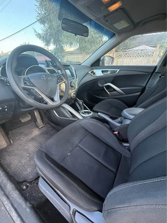 2016 Hyundai Veloster - Image 5 of 6