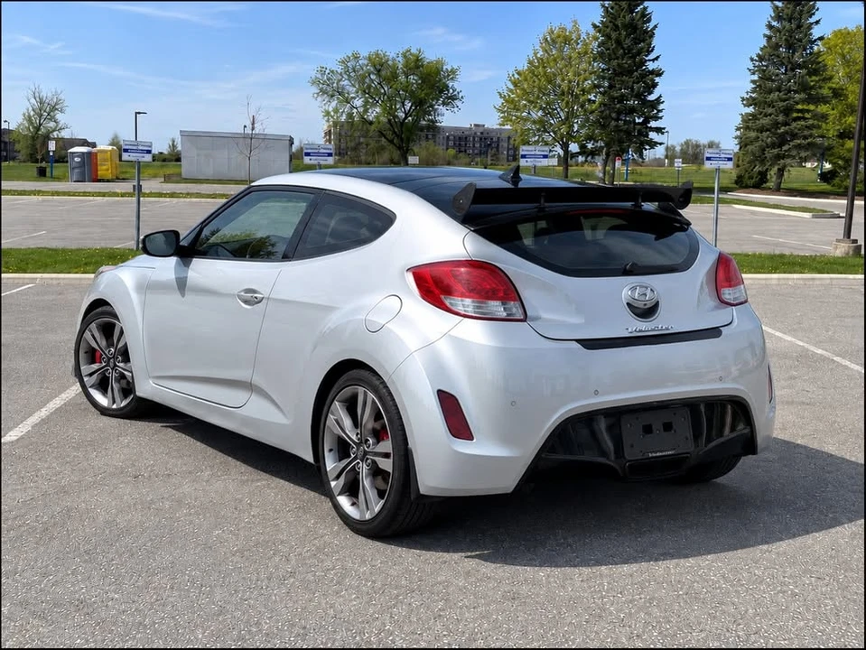 2016 Hyundai Veloster - Image 5 of 9