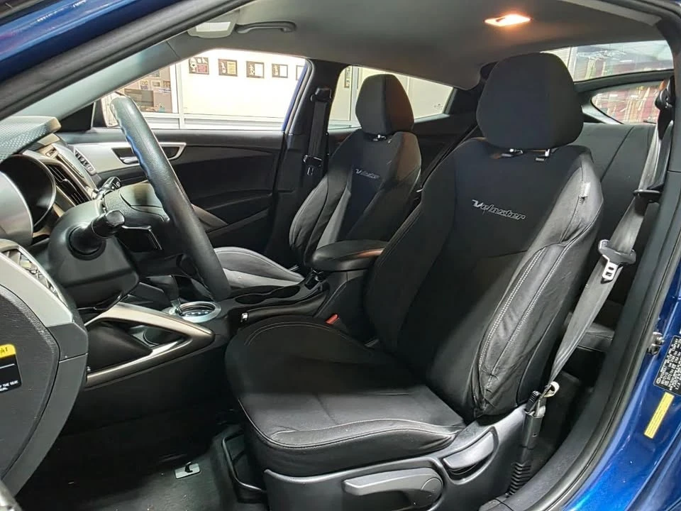 2016 Hyundai Veloster - Image 15 of 20