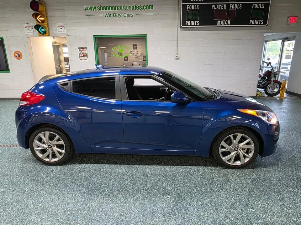 2016 Hyundai Veloster - Image 5 of 20