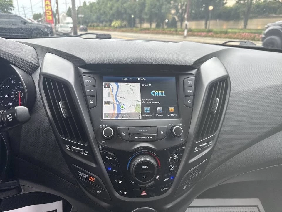 2016 Hyundai Veloster - Image 11 of 14