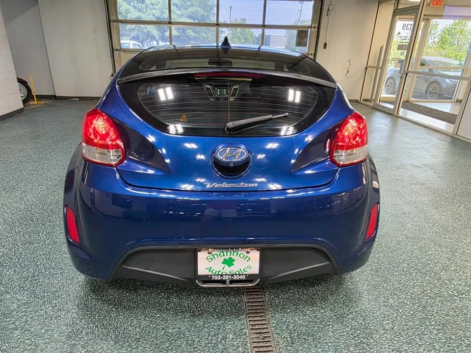 2016 Hyundai Veloster - Image 8 of 20